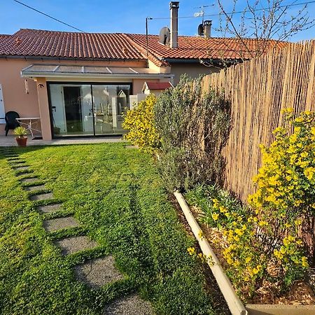 "Les Hirondelles" Villa Jau-Dignac-et-Loirac Ngoại thất bức ảnh